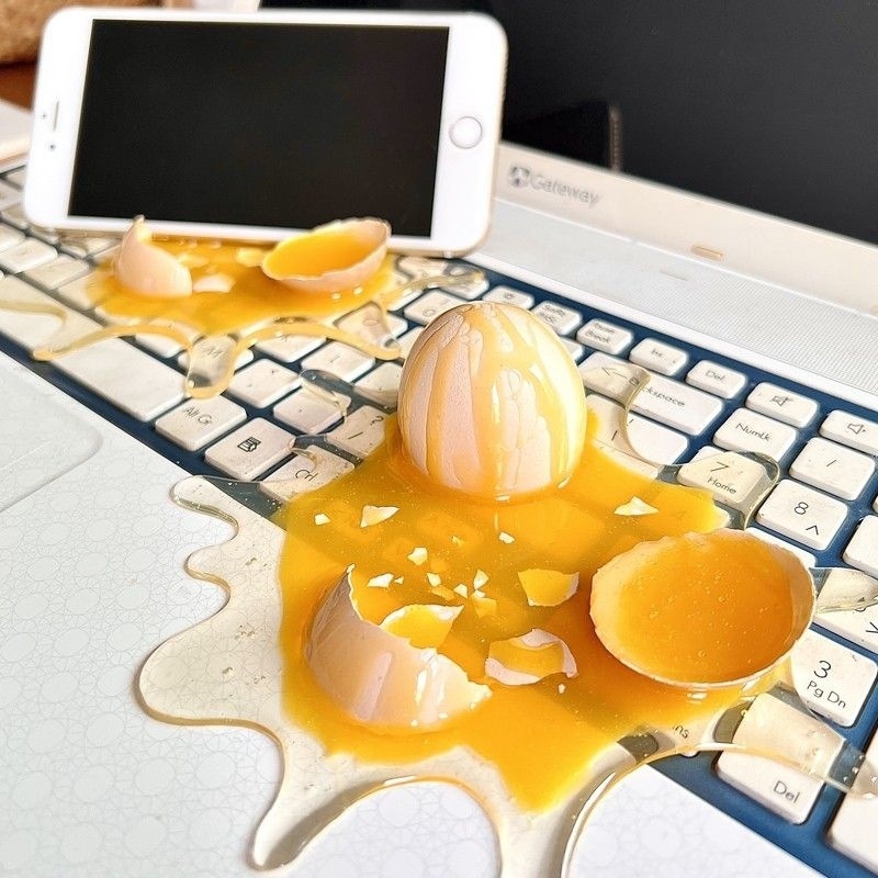 Home Office Tech Gadgets - Podstawka na telefon w kształcie złamanej